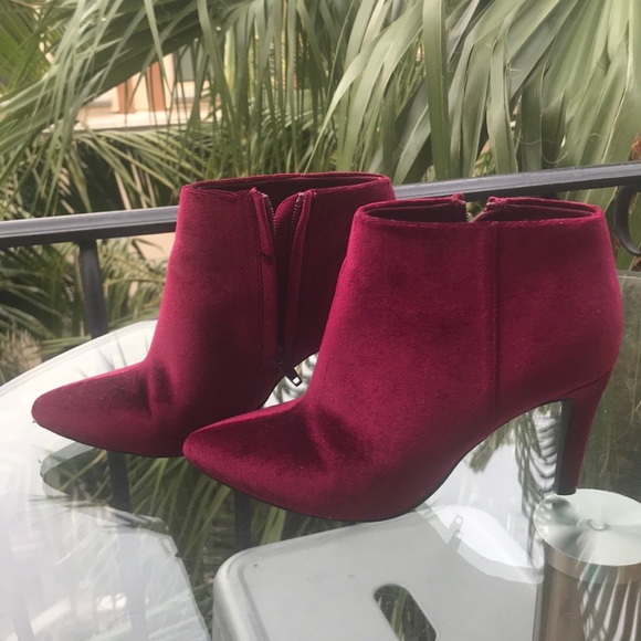 Check Out My Pink Things - Picture 10 of 13